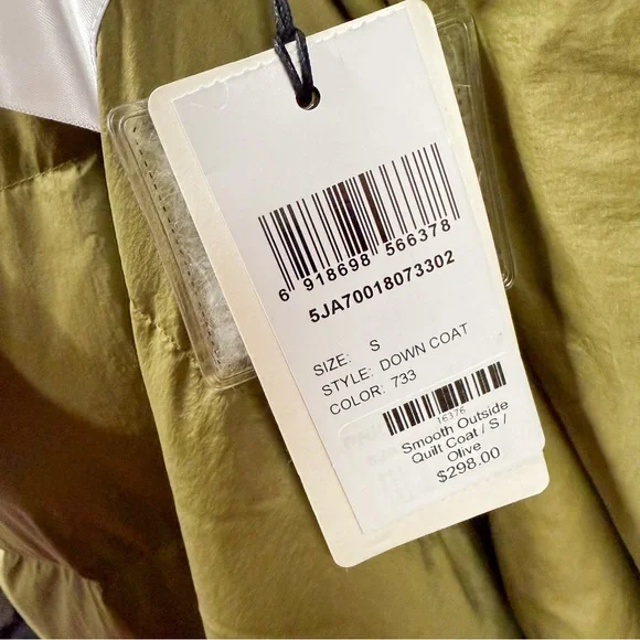 JNBY New Smooth Outside Quilt Down Coat Olive (S) - Picture 3 of 5